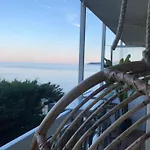 Appartement Avec Terrasse Vue à 50 M *