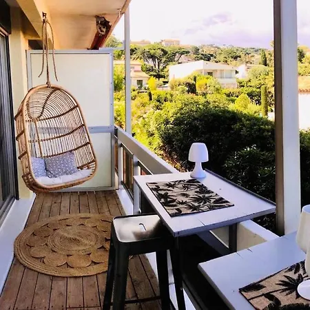 Apartment Avec Terrasse Vue A 50 M *