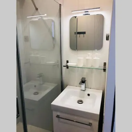 Avec Terrasse Vue A 50 M * Σαιντ-Μαξίμ